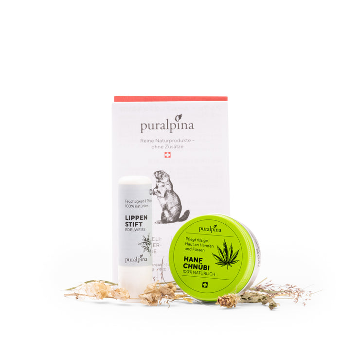 Puralpina Set Alpine Naturkosmetik mit Hanf Chnübi und Lippenstift vor Produktkarte